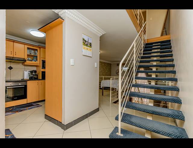 3 BEDROOM DUPLEX FOR SALE IN RESERVOIR HILLS